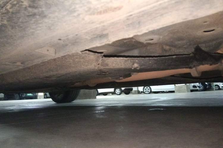 Used Hongqi H9 2020 2.0T Smart Connect Flagship Edition Chassis Front Right