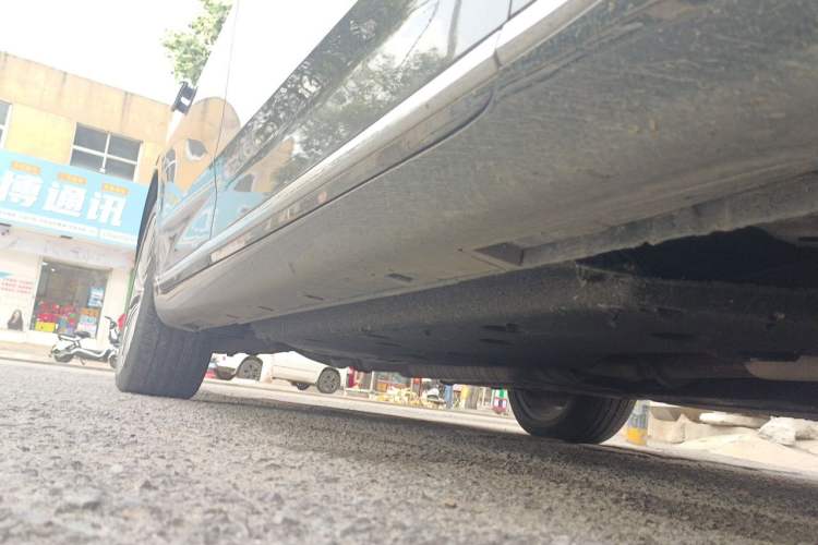 Used Hongqi H9 2020 2.0T Smart Connect Flagship Edition Chassis Front Right