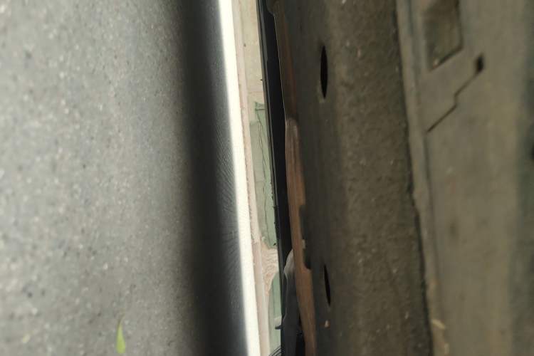 Used Hongqi H9 2020 Revised Version 2.0T Smart Connect Flagship Edition Chassis Front Right