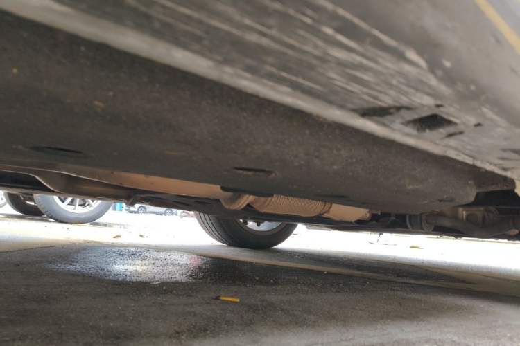 Used Hongqi H9 2020 3.0T Smart Connect Flagship Edition Chassis Front Right