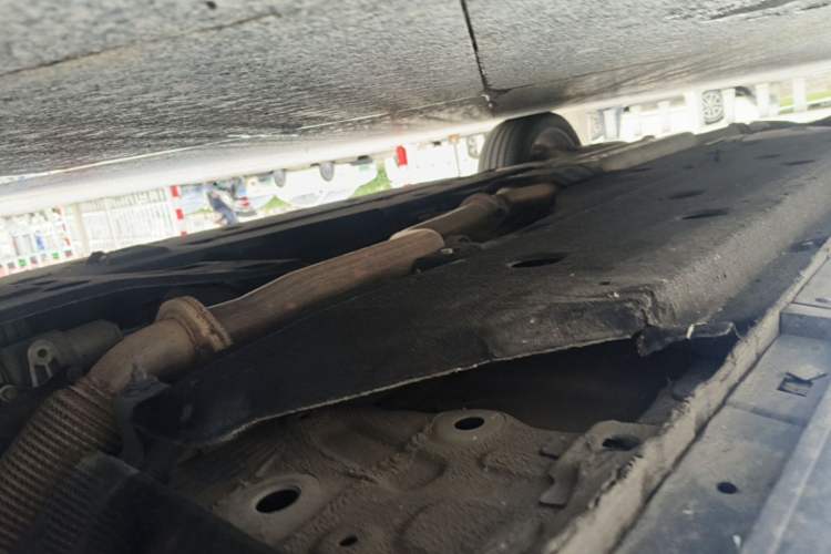 Used Hongqi H9 2020 2.0T Smart Connect Flagship Edition Chassis Front Right