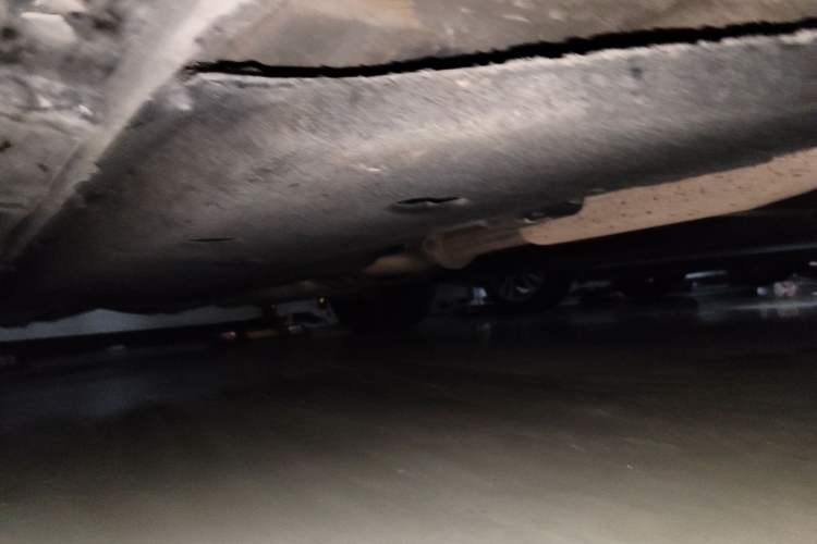 Used Hongqi H9 2020 2.0T Smart Connect Flagship Edition Chassis Front Right