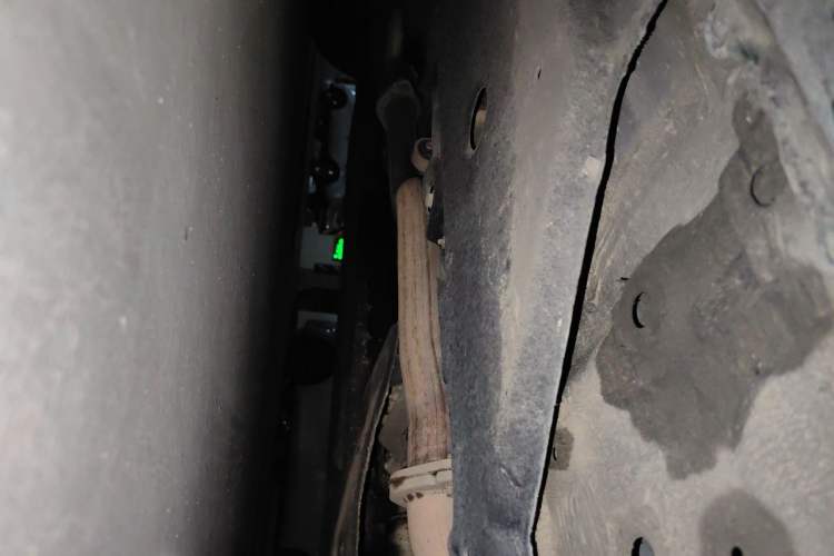 Used Hongqi H9 2020 2.0T Smart Connect Flagship Edition Chassis Front Right