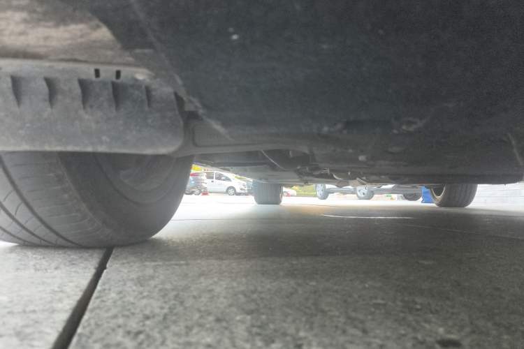 Used Hongqi H9 2020 2.0T Smart Connect Flagship Edition Chassis Front Right