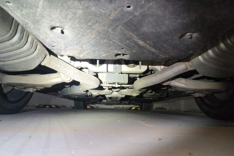 Used Hongqi H9 2020 2.0T Smart Connect Flagship Edition Chassis Rear