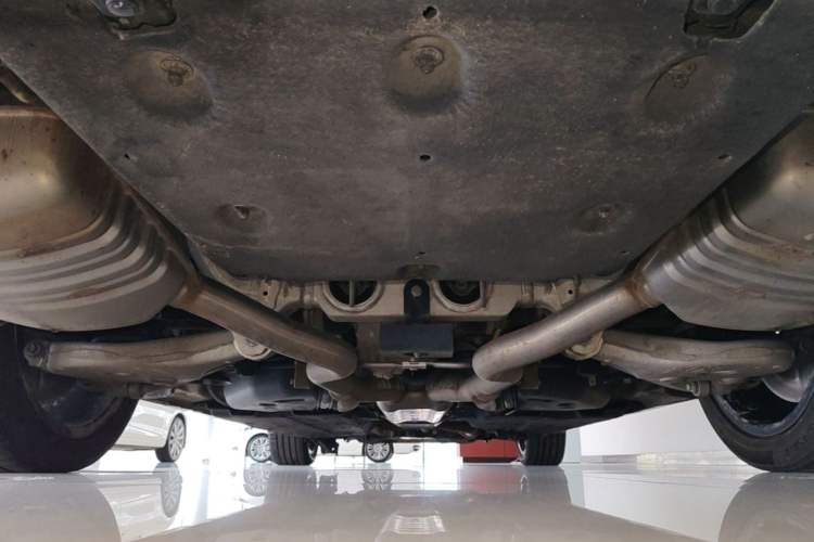 Used Hongqi H9 2020 2.0T Smart Connect Flagship Edition Chassis Rear