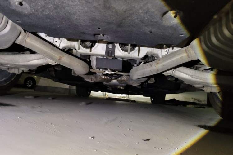 Used Hongqi H9 2020 2.0T Smart Connect Flagship Edition Chassis Rear