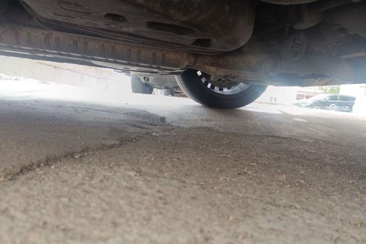 Used Hongqi H9 2020 2.0T Smart Connect Flagship Edition Chassis Rear Left