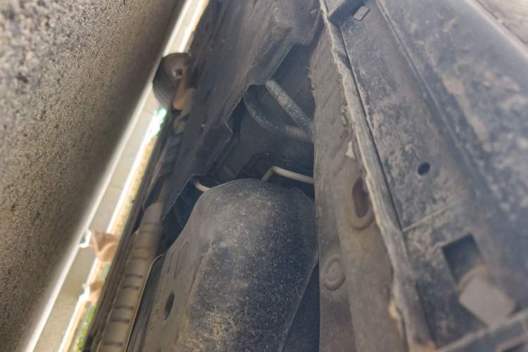 Used Hongqi H9 2020 2.0T Smart Connect Flagship Edition Chassis Rear Left
