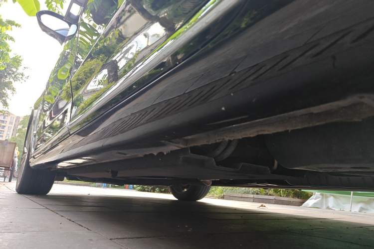 Used Hongqi H9 2020 2.0T Smart Connect Flagship Edition Chassis Rear Left