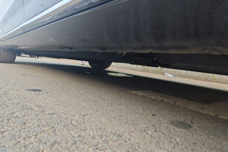 Used Hongqi H9 2020 2.0T Smart Connect Flagship Edition Chassis Rear Left