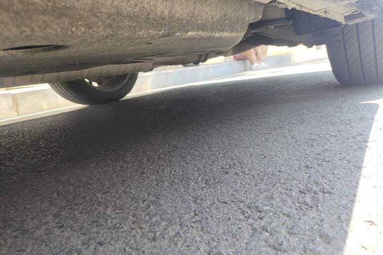 Used Hongqi H9 2020 2.0T Smart Connect Flagship Edition Chassis Rear Left