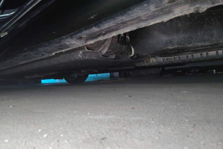 Used Hongqi H9 2020 3.0T Smart Connect Flagship Edition Chassis Rear Left