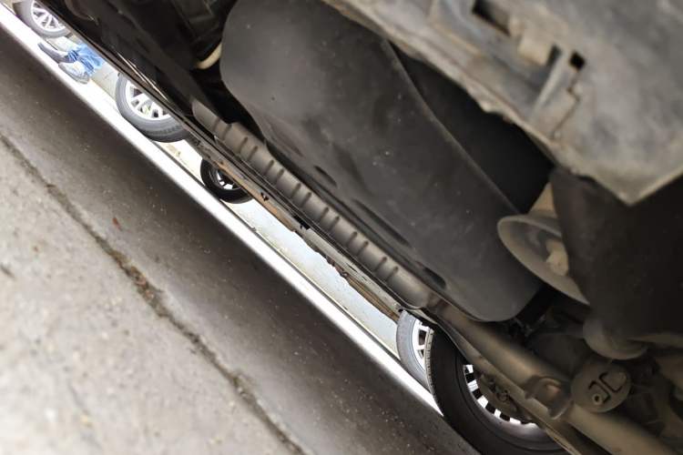 Used Hongqi H9 2020 2.0T Smart Connect Flagship Edition Chassis Rear Left
