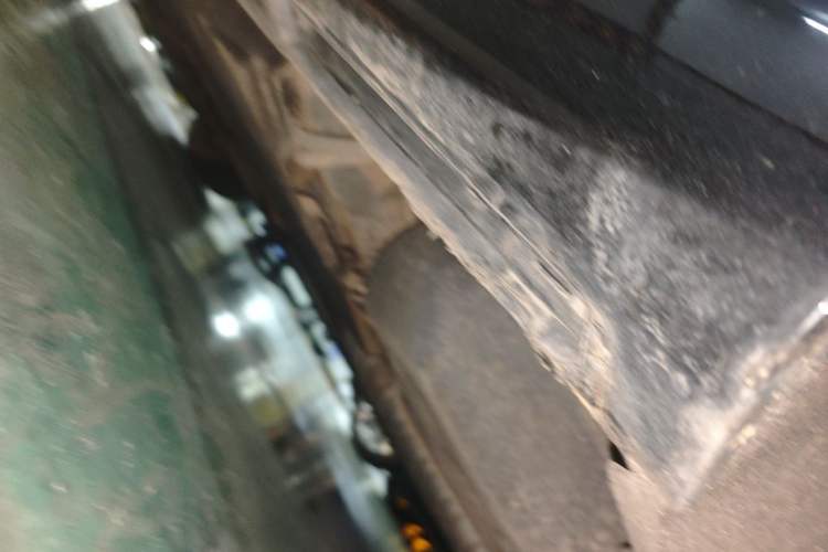 Used Hongqi H9 2020 2.0T Smart Connect Flagship Edition Chassis Rear Left