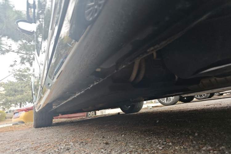 Used Hongqi H9 2020 3.0T Smart Connect Flagship Edition Chassis Rear Left