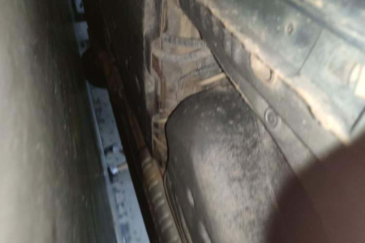 Used Hongqi H9 2020 2.0T Smart Connect Flagship Edition Chassis Rear Left