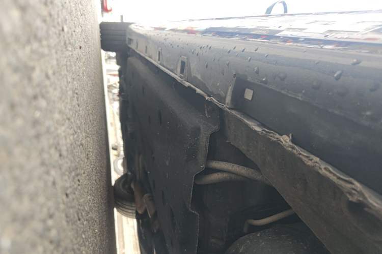 Used Hongqi H9 2020 Revised Version 2.0T Smart Connect Flagship Edition Chassis Rear Left