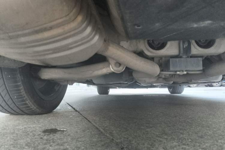 Used Hongqi H9 2020 2.0T Smart Connect Flagship Edition Chassis Rear Left