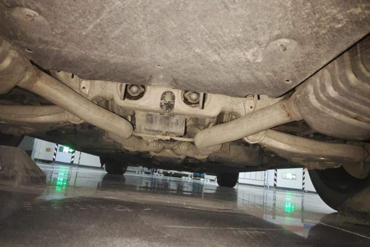 Used Hongqi H9 2020 2.0T Smart Connect Flagship Edition Chassis Rear