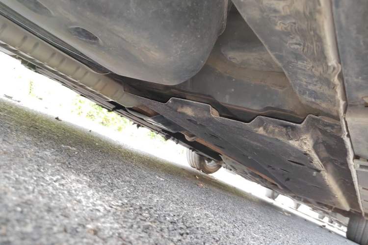 Used Hongqi H9 2020 2.0T Smart Connect Flagship Edition Chassis Rear Right