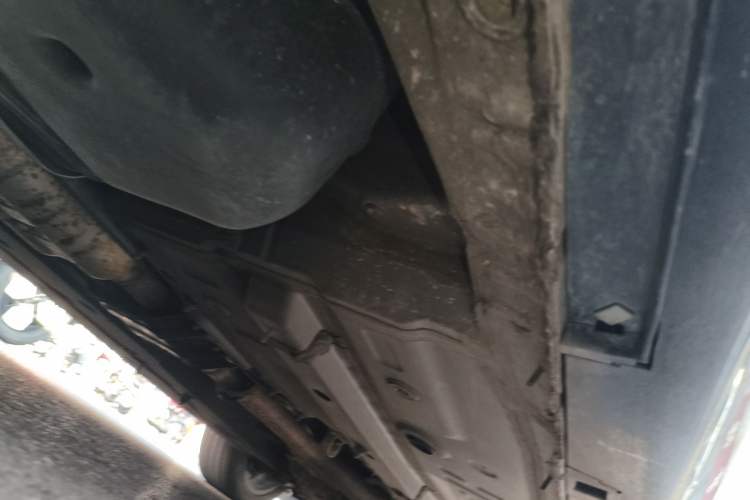 Used Hongqi H9 2020 2.0T Smart Connect Flagship Edition Chassis Rear Right