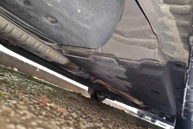 Used Hongqi H9 2020 2.0T Smart Connect Flagship Edition Chassis Rear Right