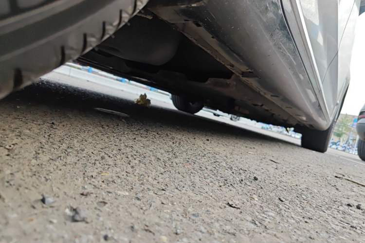 Used Hongqi H9 2020 2.0T Smart Connect Flagship Edition Chassis Rear Right