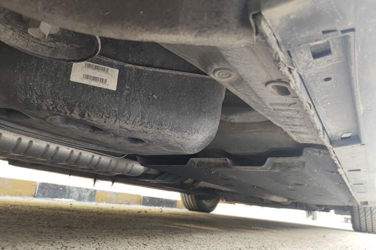 Used Hongqi H9 2020 2.0T Smart Connect Flagship Edition Chassis Rear Right