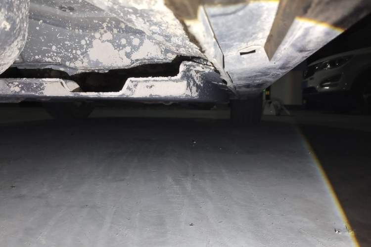 Used Hongqi H9 2020 2.0T Smart Connect Flagship Edition Chassis Rear Right