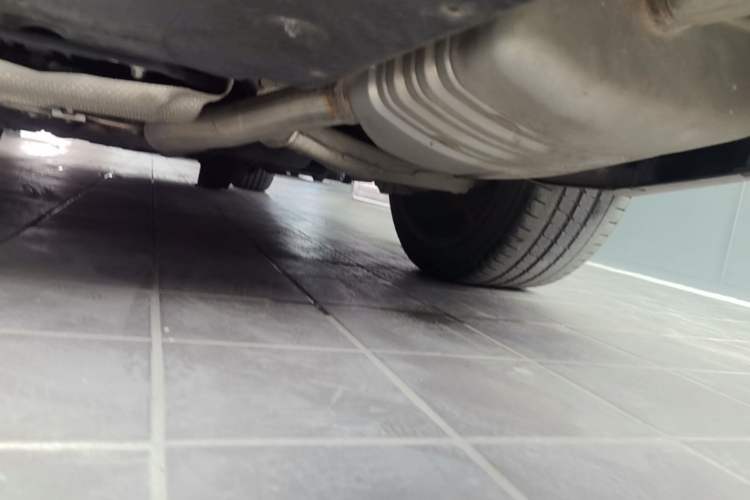 Used Hongqi H9 2020 3.0T Smart Connect Flagship Four-Seat Version Chassis Rear Right