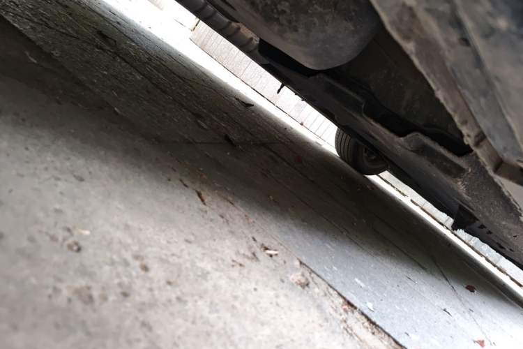 Used Hongqi H9 2020 2.0T Smart Connect Flagship Edition Chassis Rear Right