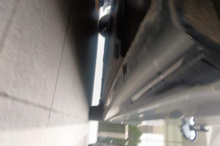 Used Hongqi H9 2020 2.0T Smart Connect Flagship Edition Chassis Rear Right