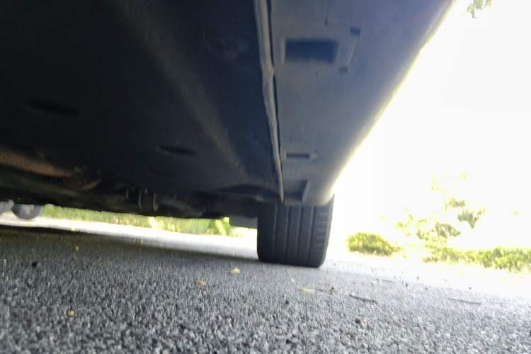 Used Hongqi H9 2020 2.0T Smart Connect Flagship Edition Chassis Rear Right