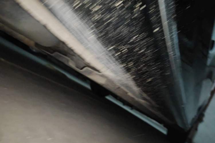 Used Hongqi H9 2020 2.0T Smart Connect Flagship Edition Chassis Rear Right