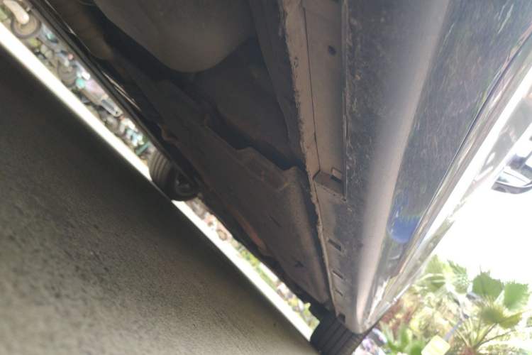 Used Hongqi H9 2020 2.0T Smart Connect Flagship Edition Chassis Rear Right