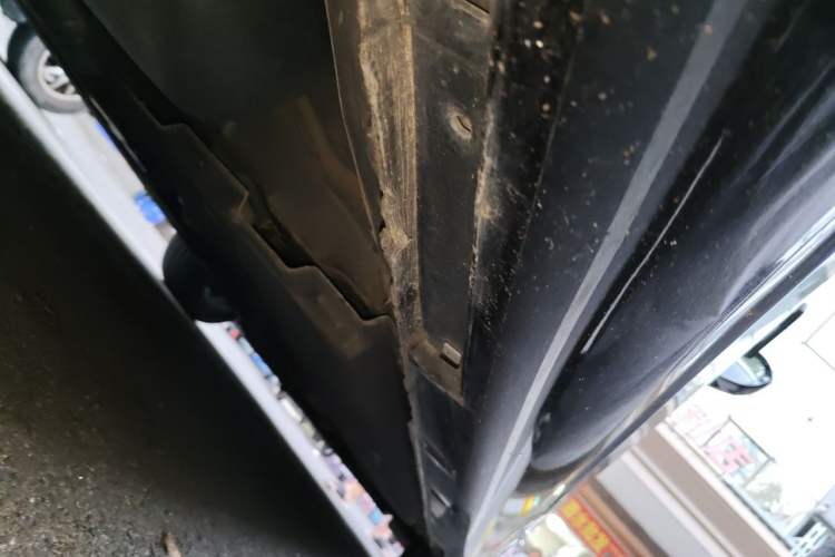 Used Hongqi H9 2020 2.0T Smart Connect Flagship Edition Chassis Rear Right