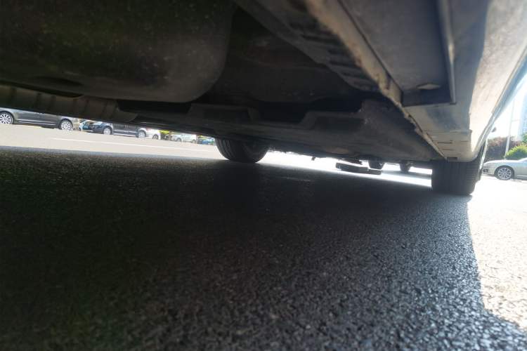 Used Hongqi H9 2020 2.0T Smart Connect Flagship Edition Chassis Rear Right