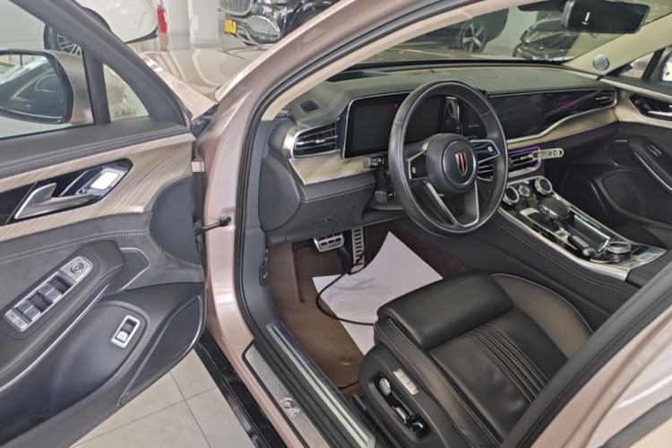 Used Hongqi H9 2020 3.0T Smart Connect Flagship Four-Seat Version Driver Seat