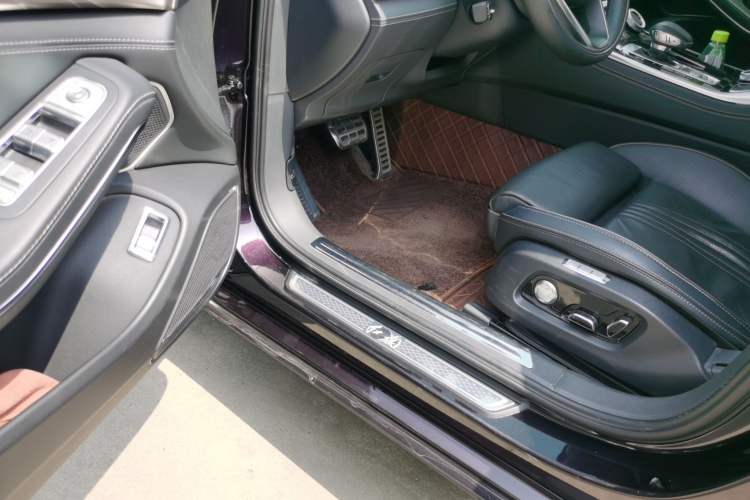 Used Hongqi H9 2020 2.0T Smart Connect Flagship Edition Driver Seat