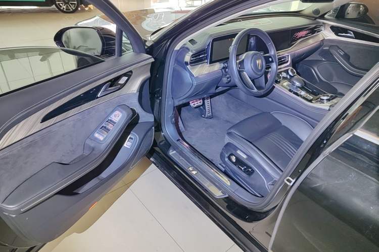 Used Hongqi H9 2020 3.0T Smart Connect Flagship Four-Seat Version Driver Seat