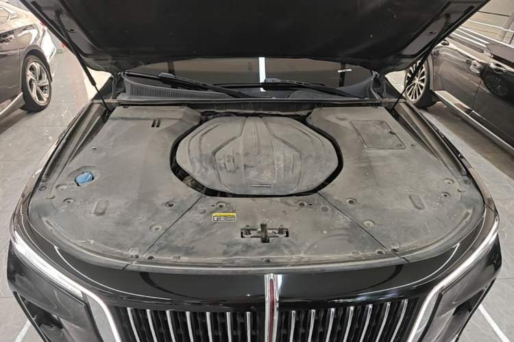 Used Hongqi H9 2020 2.0T Smart Connect Flagship Edition Engine Bay