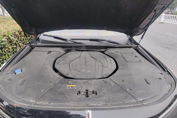Used Hongqi H9 2020 2.0T Smart Connect Flagship Edition Engine Bay