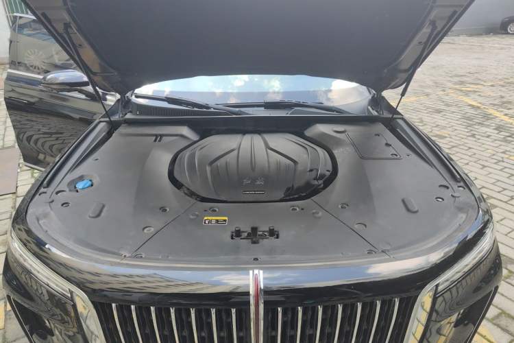 Used Hongqi H9 2020 2.0T Smart Connect Flagship Edition Engine Bay