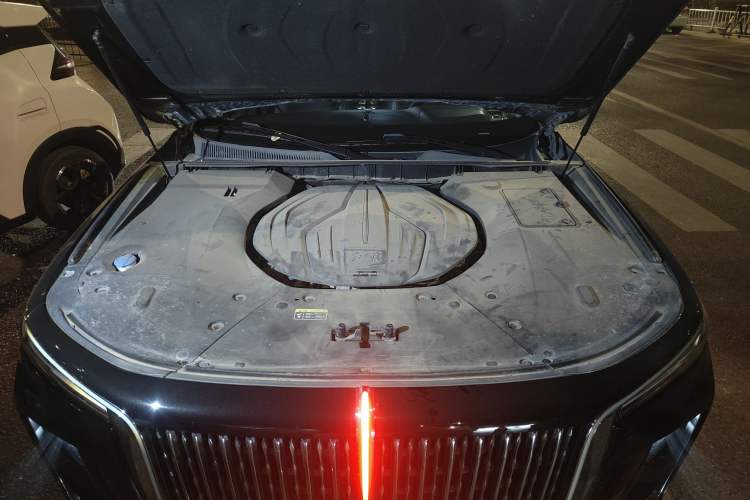 Used Hongqi H9 2020 2.0T Smart Connect Flagship Edition Engine Bay