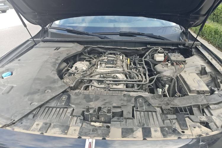 Used Hongqi H9 2020 2.0T Smart Connect Flagship Edition Engine Bay