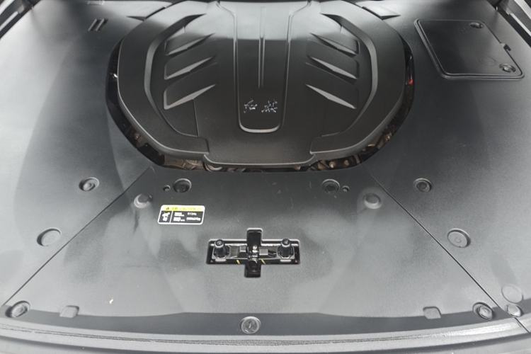 Used Hongqi H9 2020 3.0T Smart Connect Flagship Four-Seat Version Engine Bay