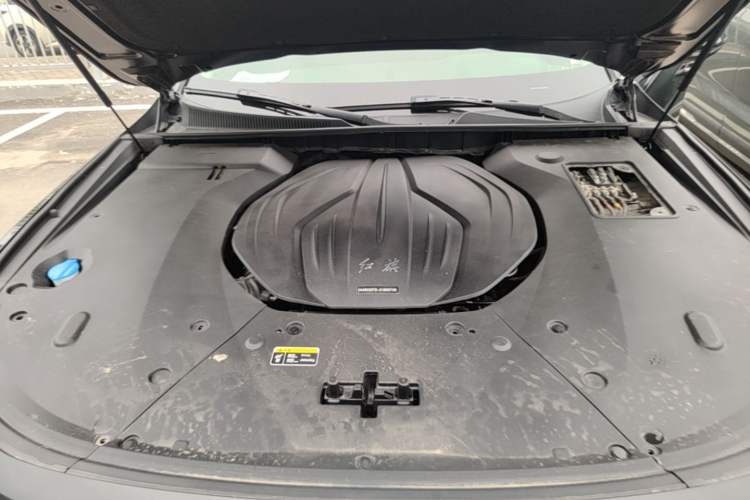 Used Hongqi H9 2020 2.0T Smart Connect Flagship Edition Engine Bay