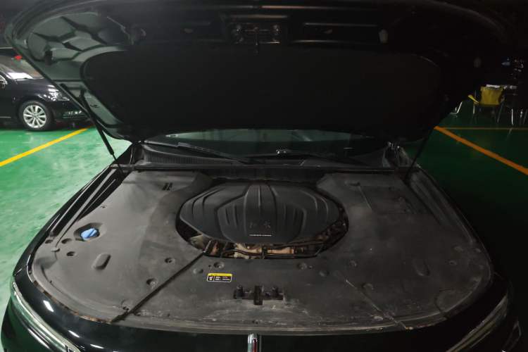 Used Hongqi H9 2020 2.0T Smart Connect Flagship Edition Engine Bay