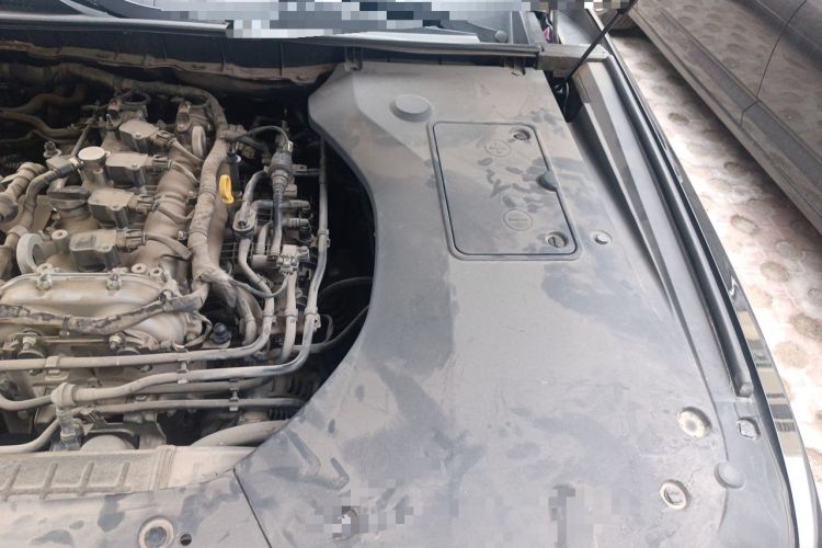 Used Hongqi H9 2020 2.0T Smart Connect Flagship Edition Engine Bay Left